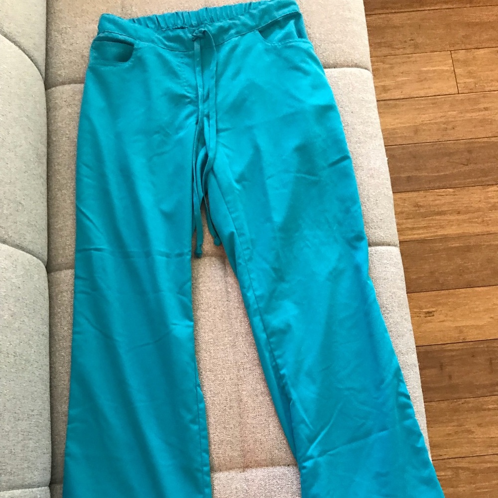 Grey’s Anatomy Scrubs 3 piece